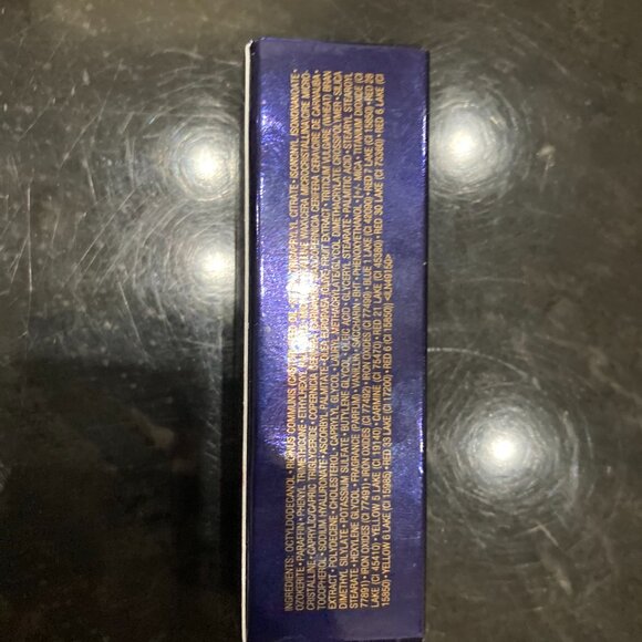 NIB Estée Lauder Envy Matte Lipstick-Passion - Picture 3 of 8